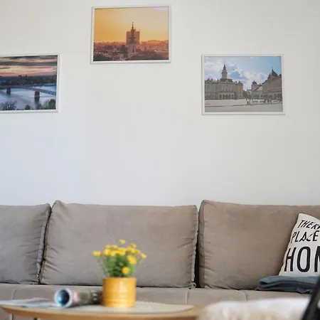 Experience Apartment *